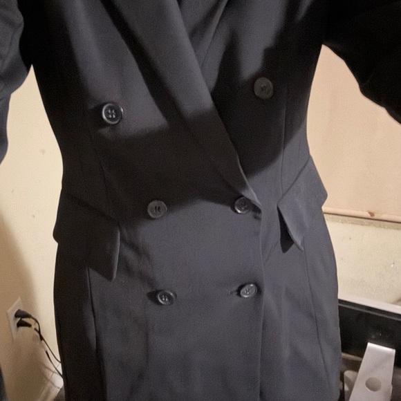 Elegant Black Double-Breasted Women's blazer dress- longer length . NWOT size 10 - Picture 4 of 6